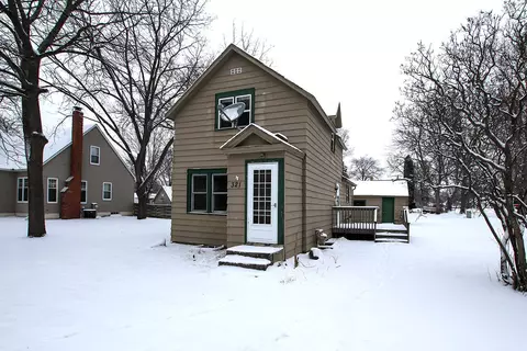 321 E Pacific St, Litchfield, MN 55355