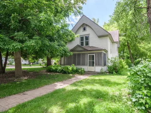111 Dakota Ave, Atwater, MN 56209