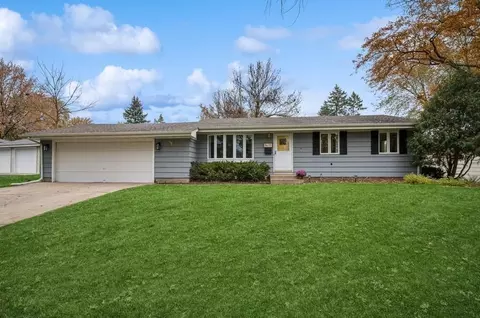 8619 Rich Rd, Bloomington, MN 55437