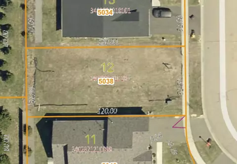 5038 Dale Ridge Rd, Woodbury, MN 55129