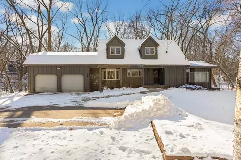 540 Hall Ave, White Bear Lake, MN 55110