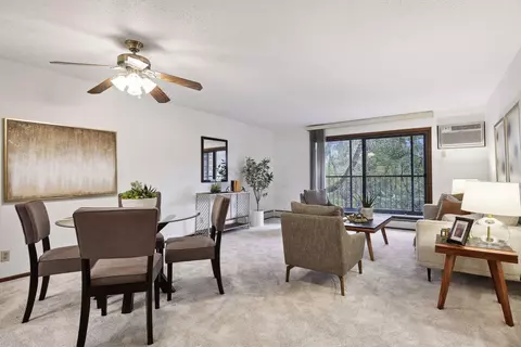 10451 Greenbrier Rd #109, Minnetonka, MN 55305