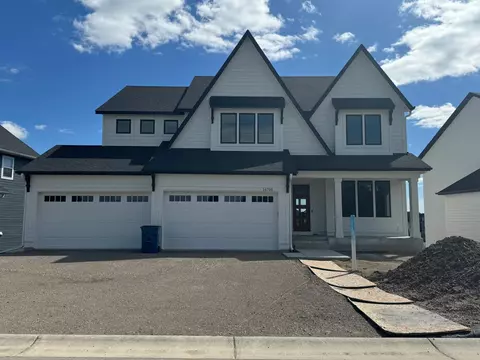 16705 48th Ave N, Plymouth, MN 55446