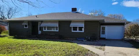 1650 4th Ave, Windom, MN 56101 photo 2