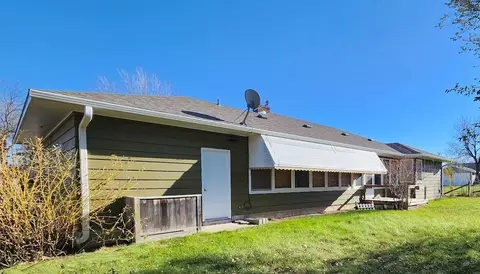 1650 4th Ave, Windom, MN 56101 photo 4