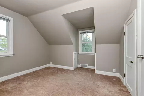 2657 Geranium Ave E, Maplewood, MN 55119 photo 15