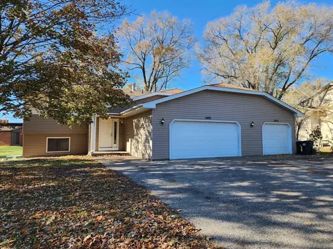 11460 Foley Blvd NW, Coon Rapids, MN 55448