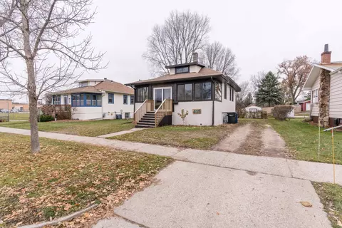 405 W Bancroft Ave, Fergus Falls, MN 56537