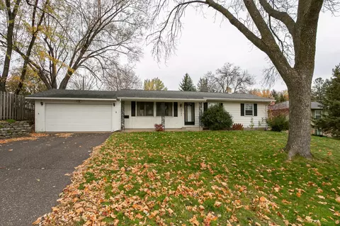 2593 Dorothy Ave, White Bear Lake, MN 55110