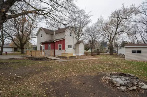 400 Olive St, West Concord, MN 55985