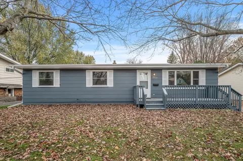 2708 1st Ave E, North Saint Paul, MN 55109
