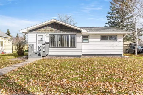 2821 E 4th St, Superior, WI 54880
