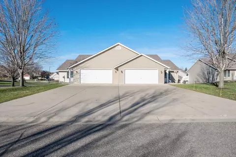 1469 General Sieben Dr, Hastings, MN 55033