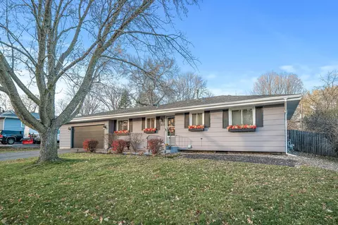 3108 W 87th St, Bloomington, MN 55431