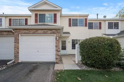 1220 Elmwood Ave, Shakopee, MN 55379