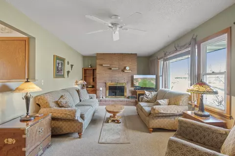 712 Baxter St N, Champlin, MN 55316 photo 3