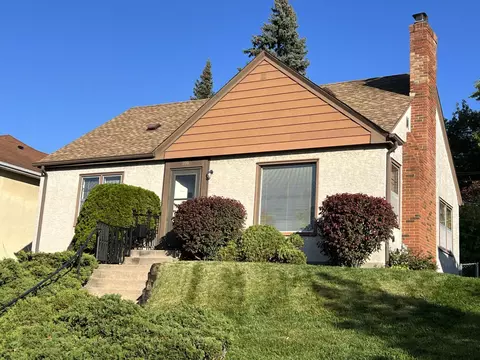 1011 Iowa Ave W, Saint Paul, MN 55117
