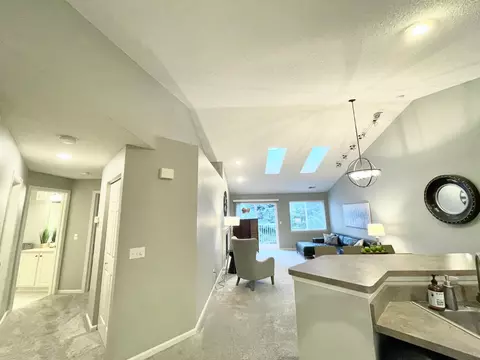 2178 Cool Stream Cir, Eagan, MN 55122 photo 14