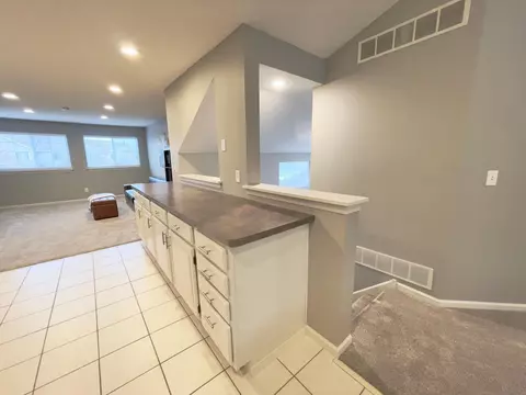 2178 Cool Stream Cir, Eagan, MN 55122 photo 8