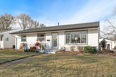 845 21st Ave N, South Saint Paul, MN 55075