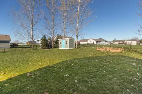 443 6th St SE, Dover, MN 55929 photo 38