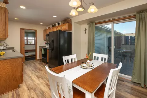443 6th St SE, Dover, MN 55929 photo 8