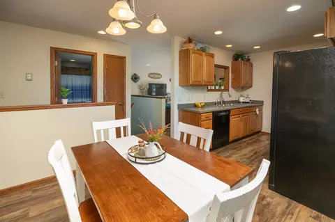443 6th St SE, Dover, MN 55929 photo 9
