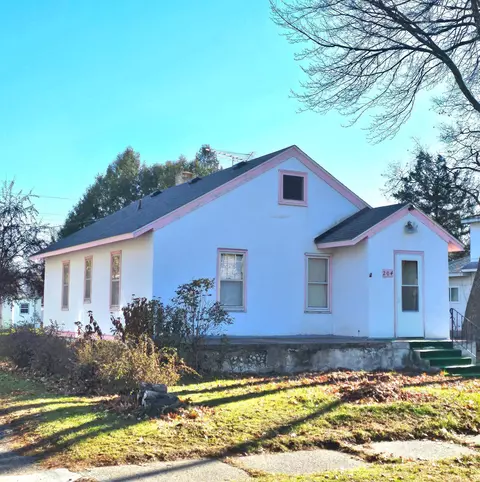 204 Pine St N, Onamia, MN 56359