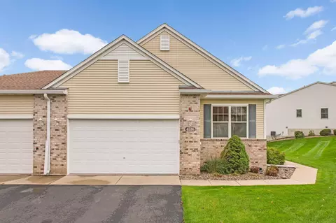 4536 Bloomberg Cir, Inver Grove Heights, MN 55076