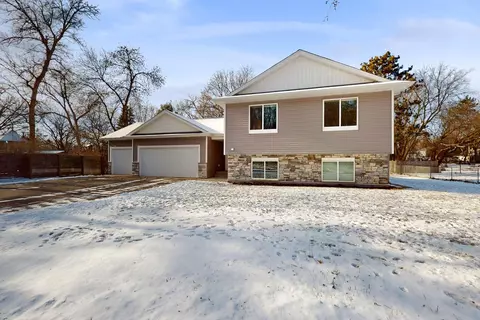 6860 Siverts Ln NE, Fridley, MN 55432