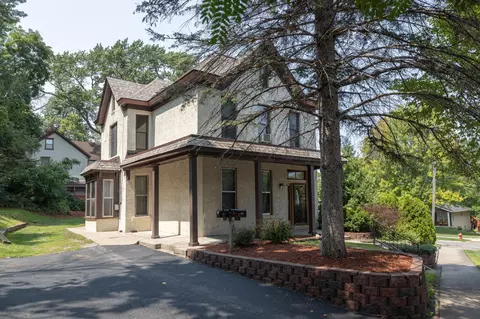 799 Oakdale Ave, Saint Paul, MN 55107