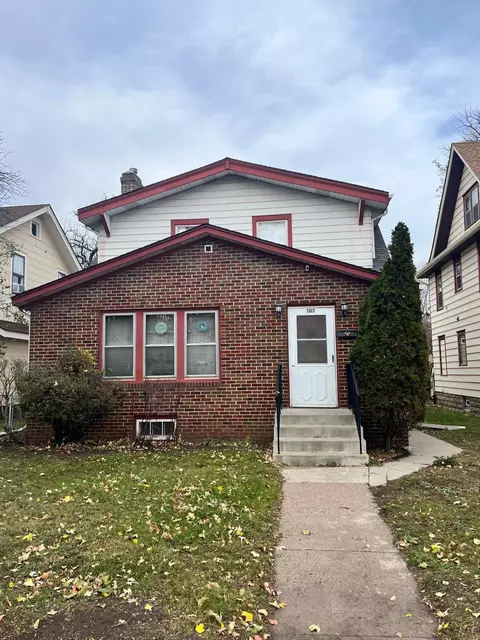 1367 Grand Ave, Saint Paul, MN 55105