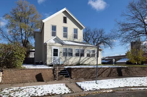 724 Burr St, Saint Paul, MN 55130