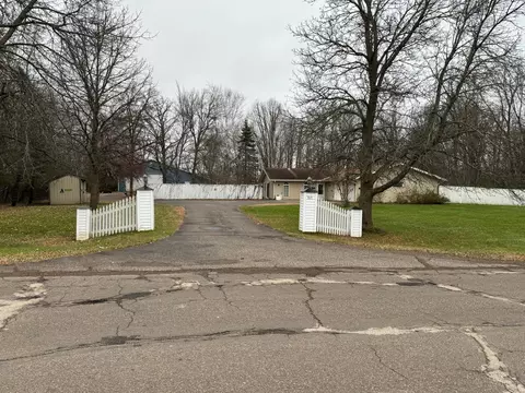 313 Eagle Dr, Sandstone, MN 55072