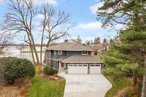 2697 Kelly Ave, Excelsior, MN 55331