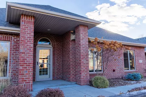 43 Deerwood Ct, Hudson, WI 54016