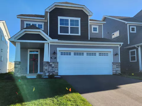 1827 Ivy St, Shakopee, MN 55379