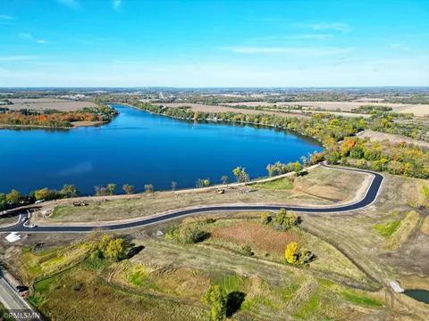 7600 Lake John Dr, Annandale, MN 55302