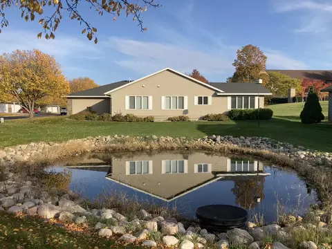 231 Valley View Dr SE, Willmar, MN 56201 photo 3
