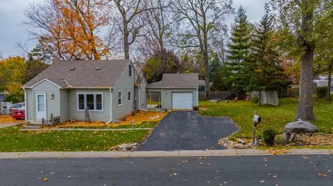 2385 Chateau Ln, Mound, MN 55364 photo 13