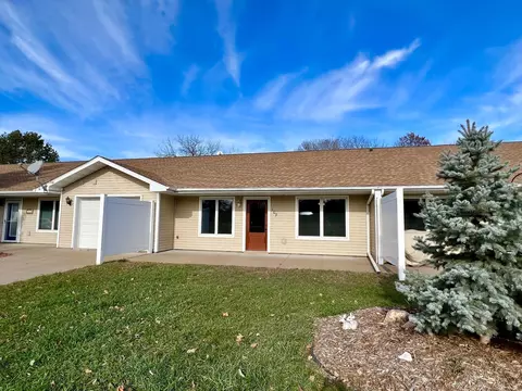 101 7th St #109, Pepin, WI 54759