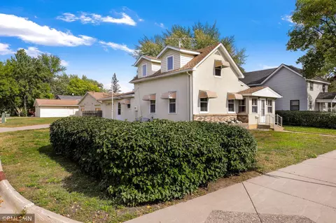 1138 4th St NW, Elk River, MN 55330