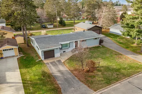 1307 SW 1st Ave, Grand Rapids, MN 55744