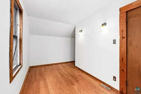 326 E 8th St, Duluth, MN 55805 photo 16