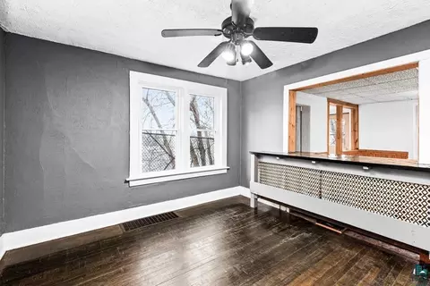 326 E 8th St, Duluth, MN 55805 photo 10