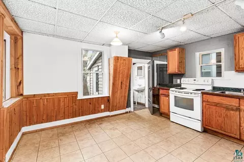 326 E 8th St, Duluth, MN 55805 photo 21