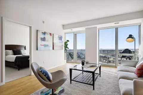 929 Portland Ave #2108, Minneapolis, MN 55404