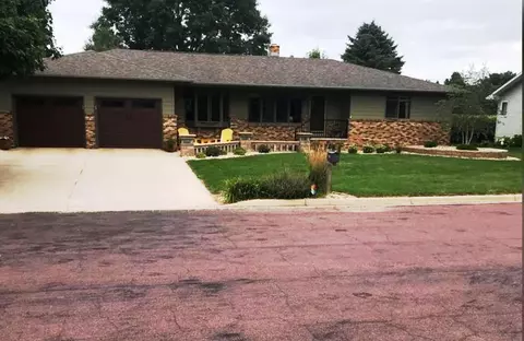 3035 Tamarack Ave, Slayton, MN 56172
