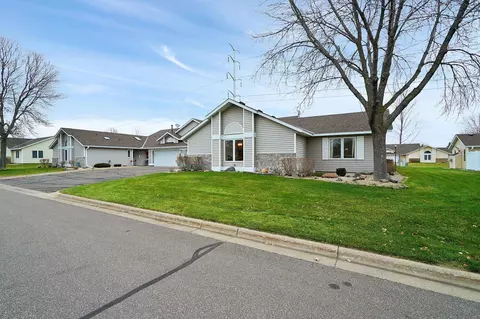 9200 Yancey Ln, Brooklyn Park, MN 55443