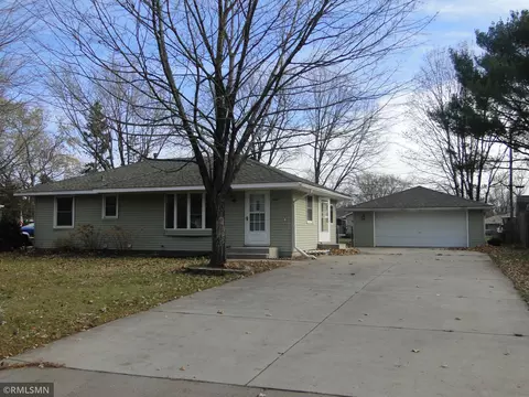 8417 Greystone Ave S, Cottage Grove, MN 55016